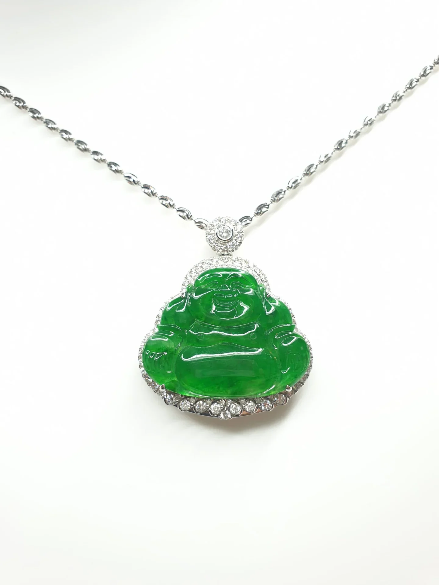 18K White Gold Imperial Green Buddha Jadeite Jade Pendant with Diamonds