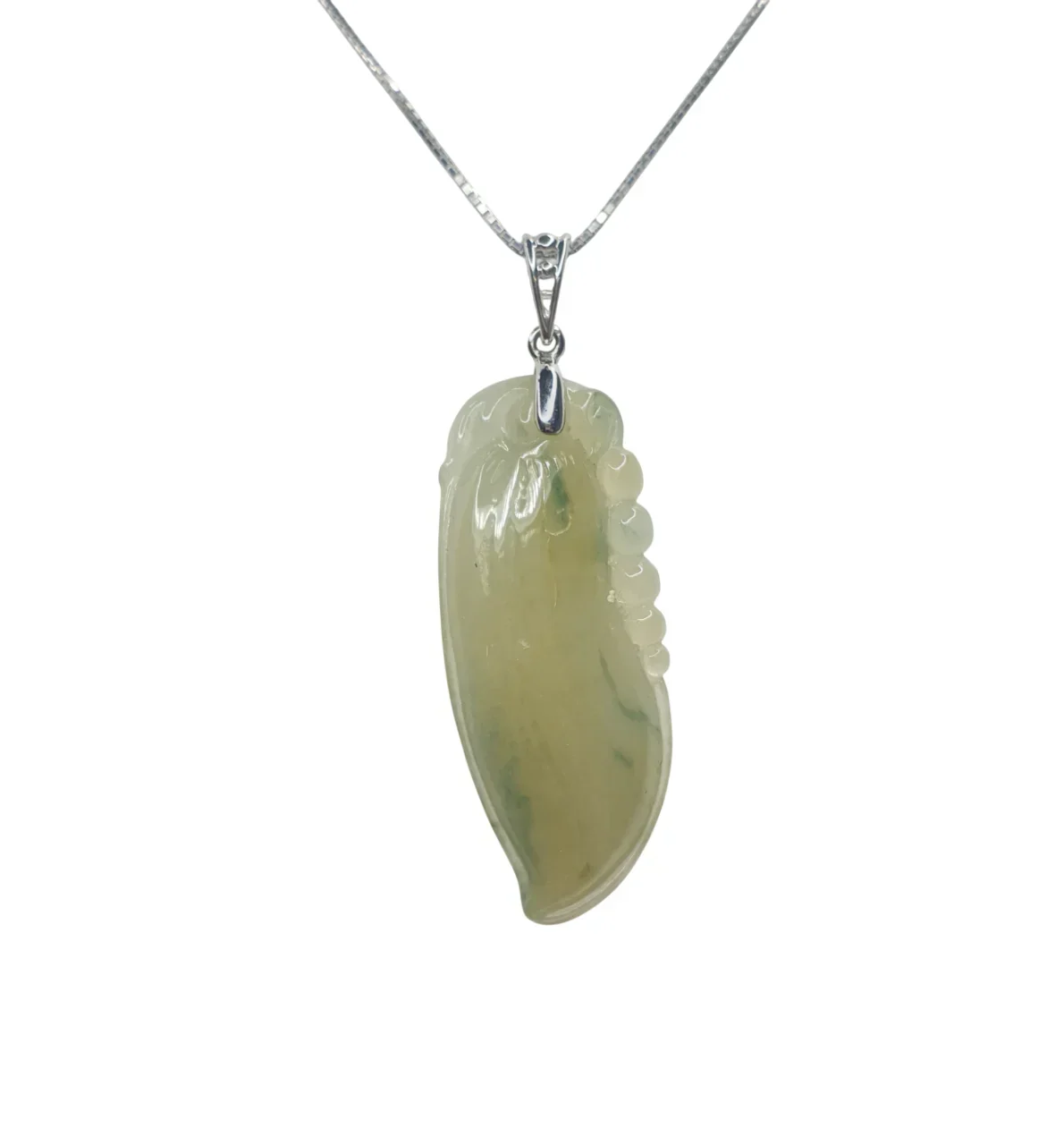 18k White Gold Icy Jadeite Jade Fancy Shape Pendant