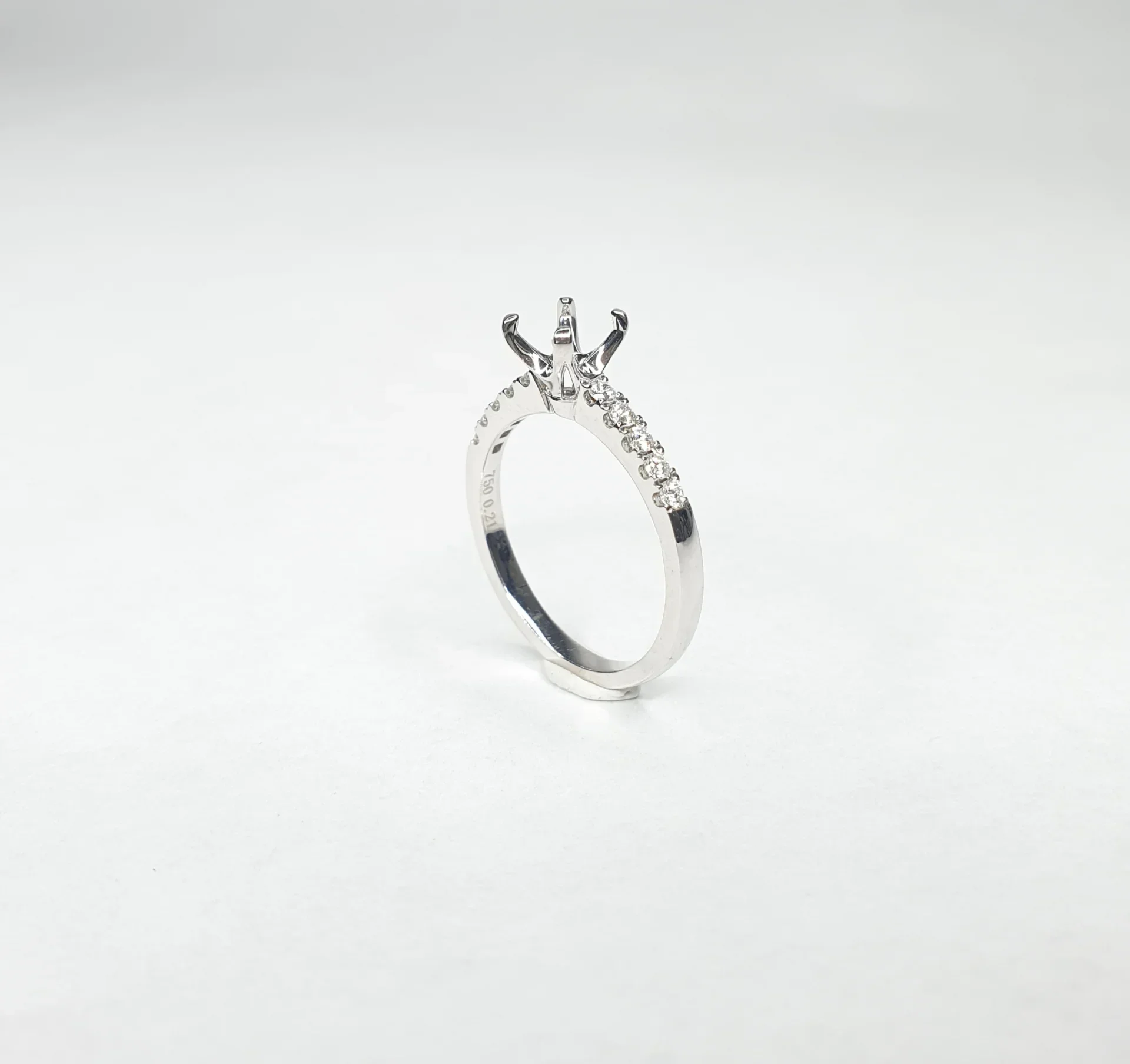 18K White Gold 4 Prong Pave Natural Diamond Setting