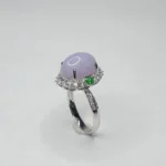 18K White Gold Lavender Cabochon Jadeite Jade Ring with Natural Diamonds