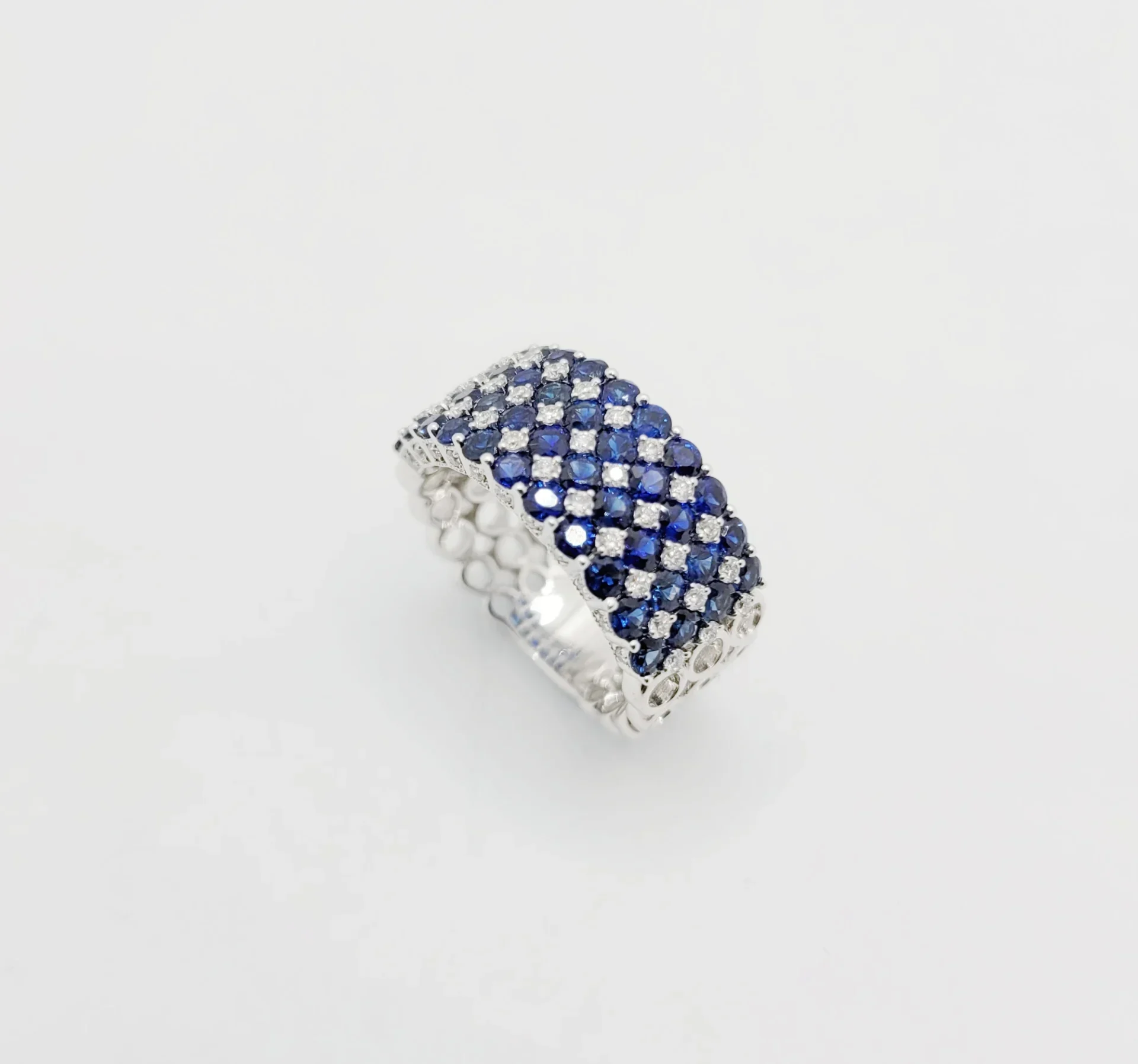 18K White Gold Blue Sapphires with Natural Diamond Cocktail Ring