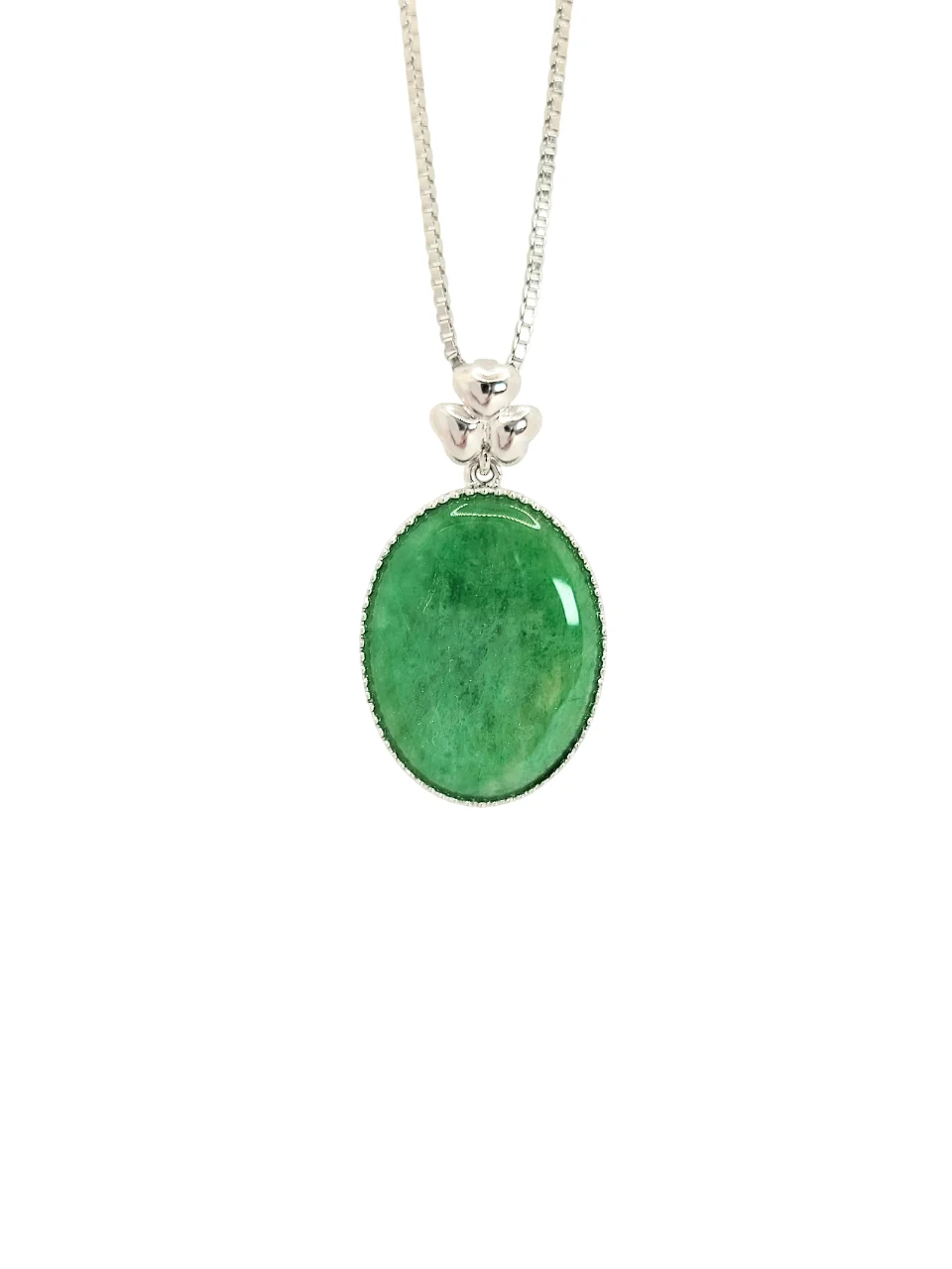 18K White Gold Green Oval Shape Cabochon Jadeite Jade pendant