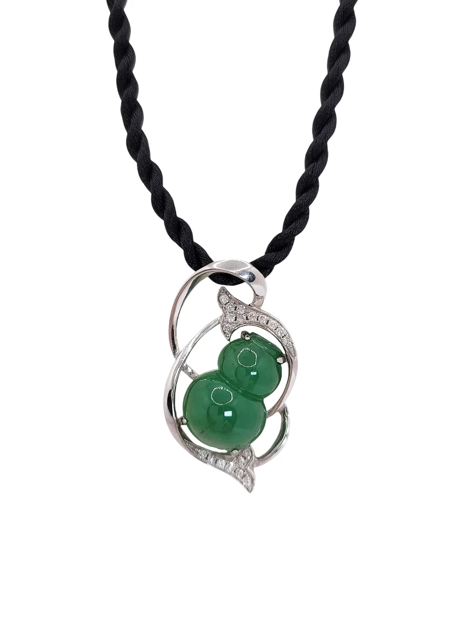 18K White Gold Green Wulu with diamond Jadeite Jade pendant