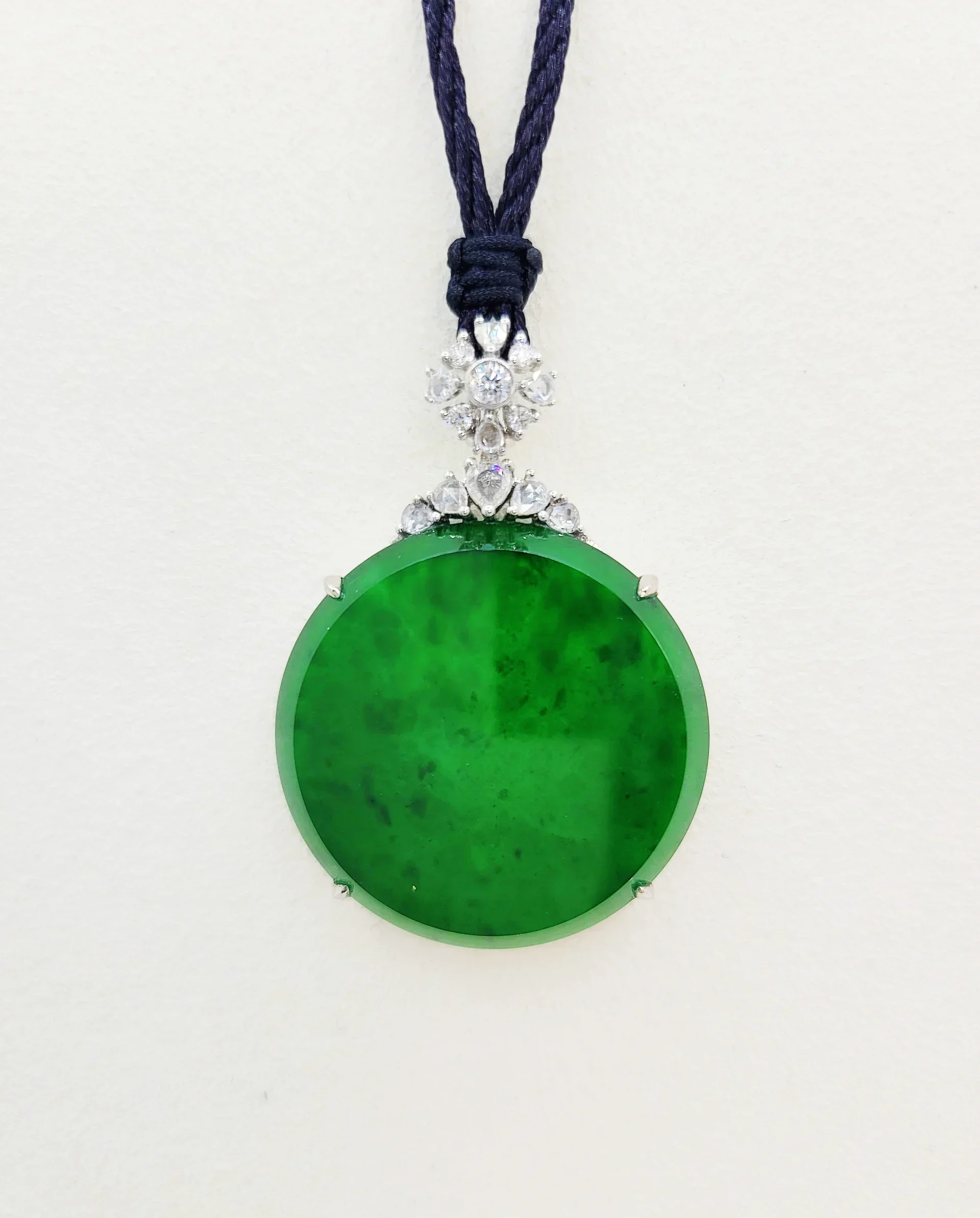 18K White Gold Translucent Green Round Plaque Jadeite Jade Pendant with Diamonds