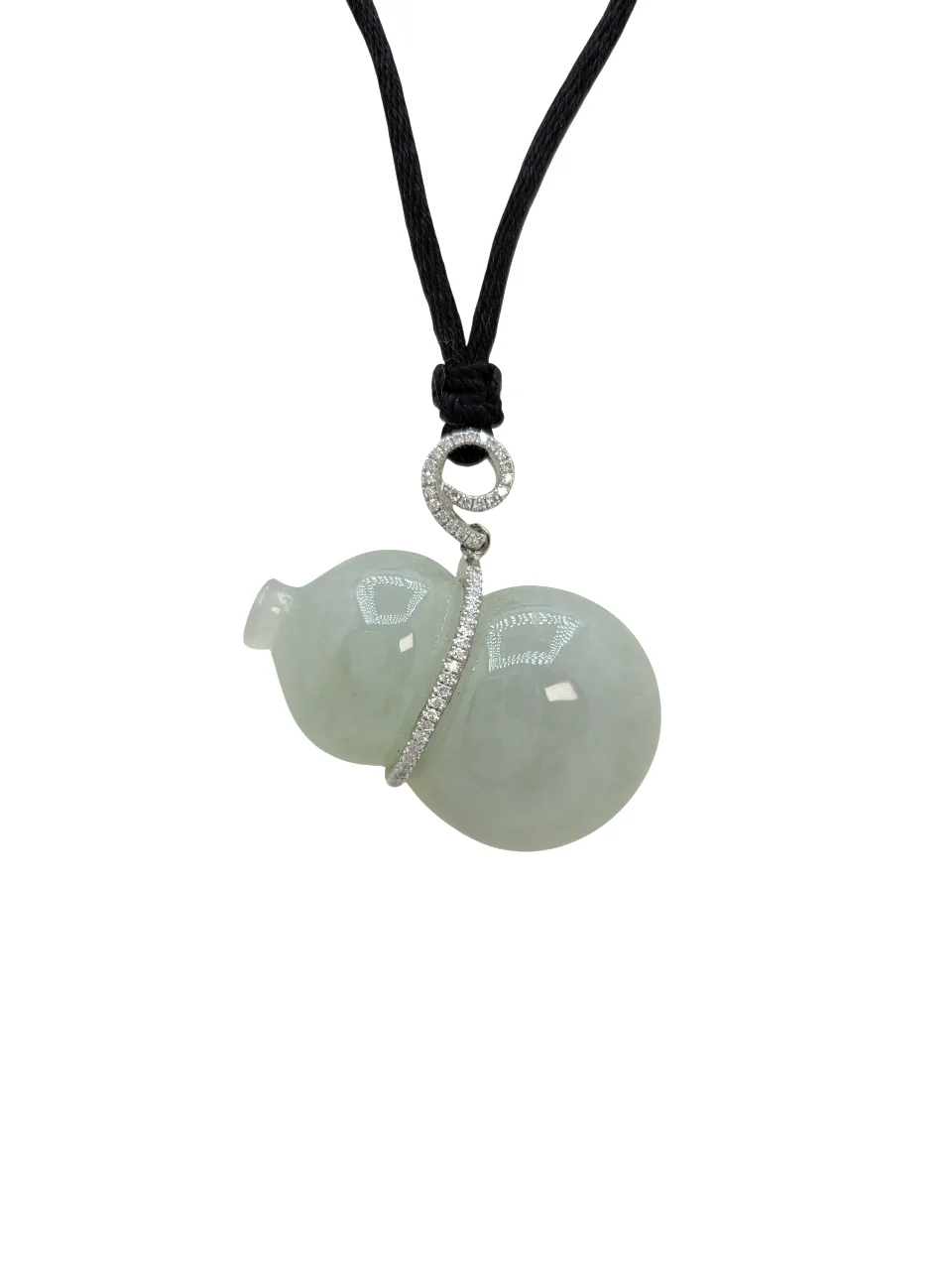 18K White Gold Icy Wulu Jadeite Jade Pendant with Diamonds