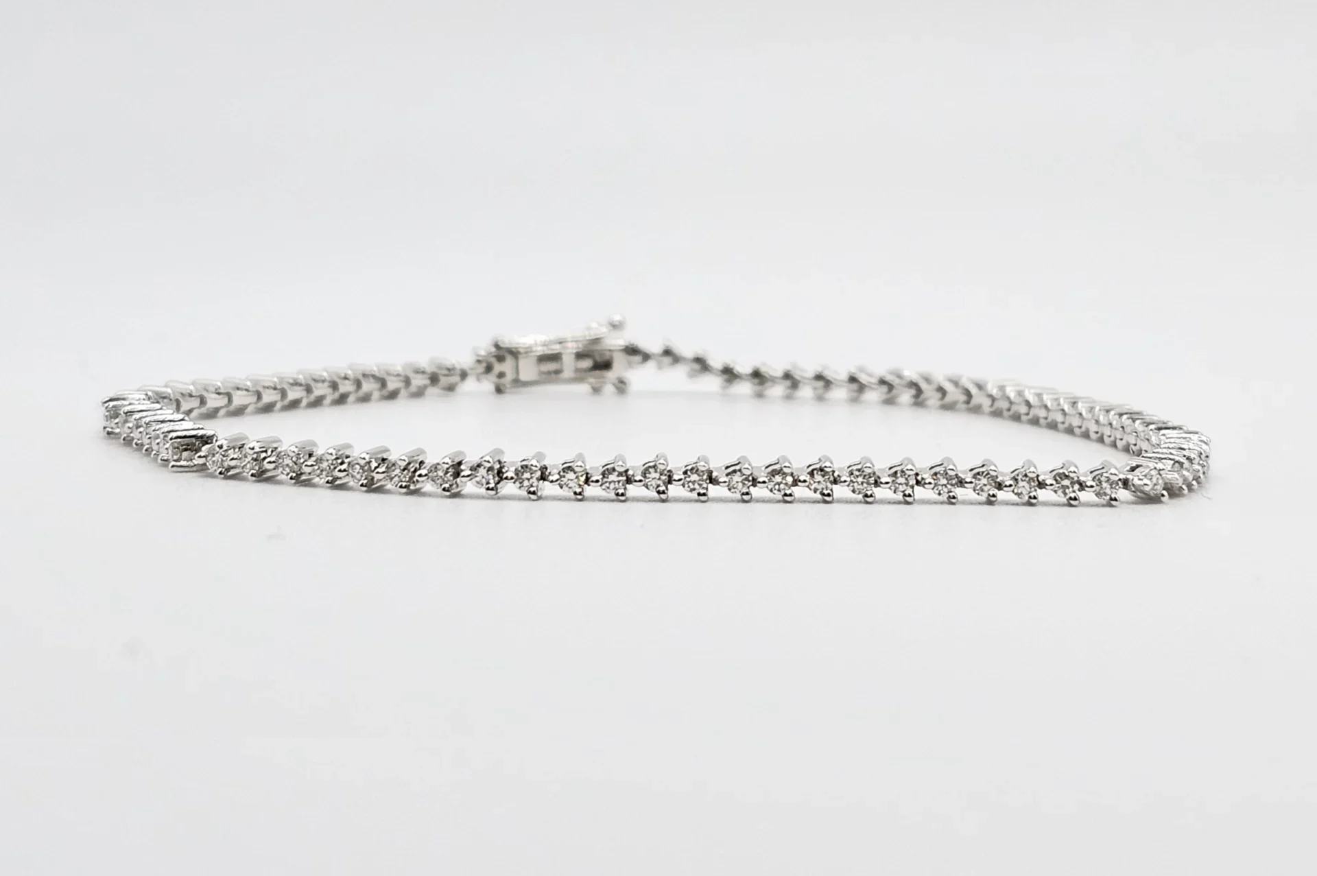 Diamond bracelet - CDBL052243