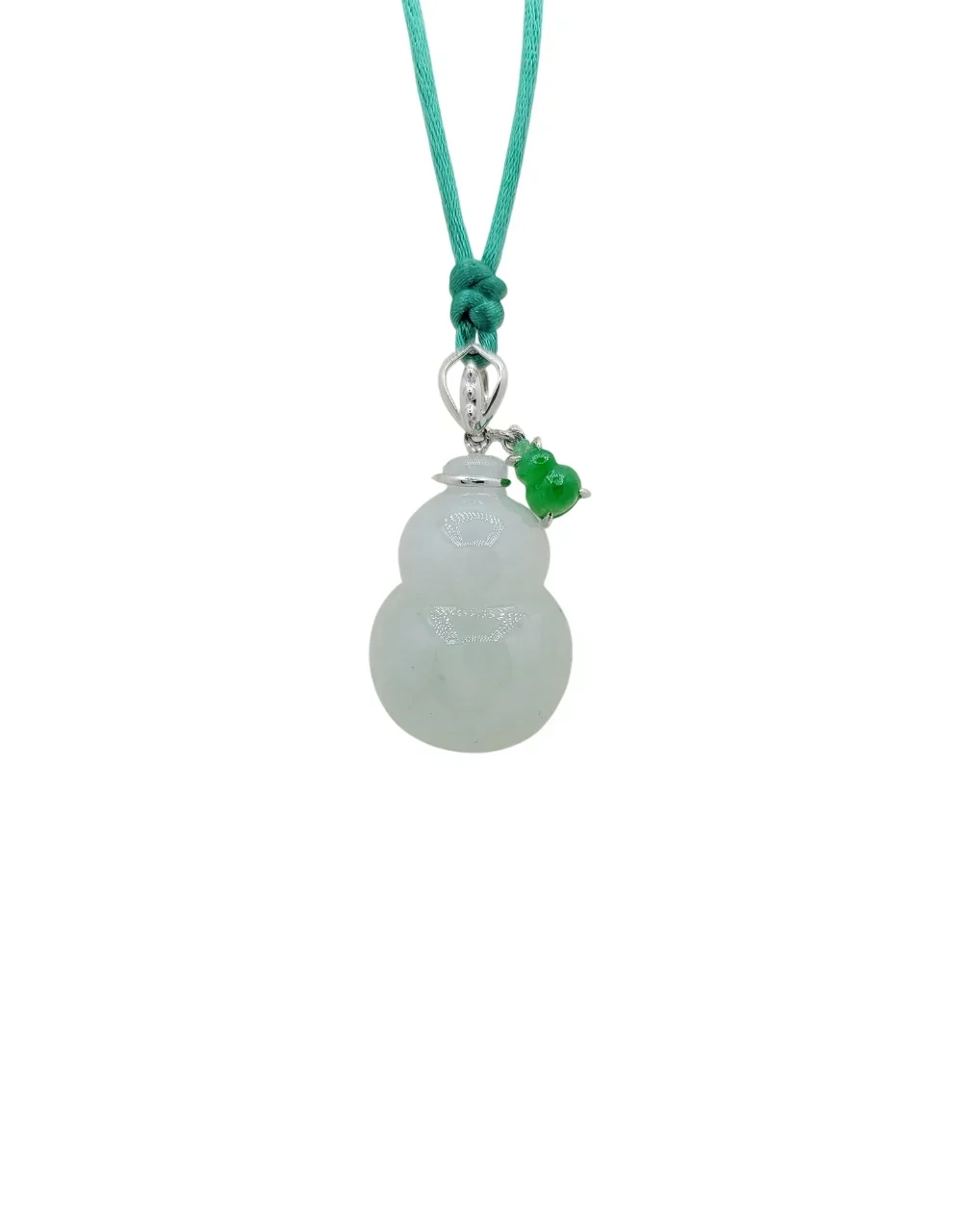 18K White Gold Icy Wulu Jadeite Jade Pendant
