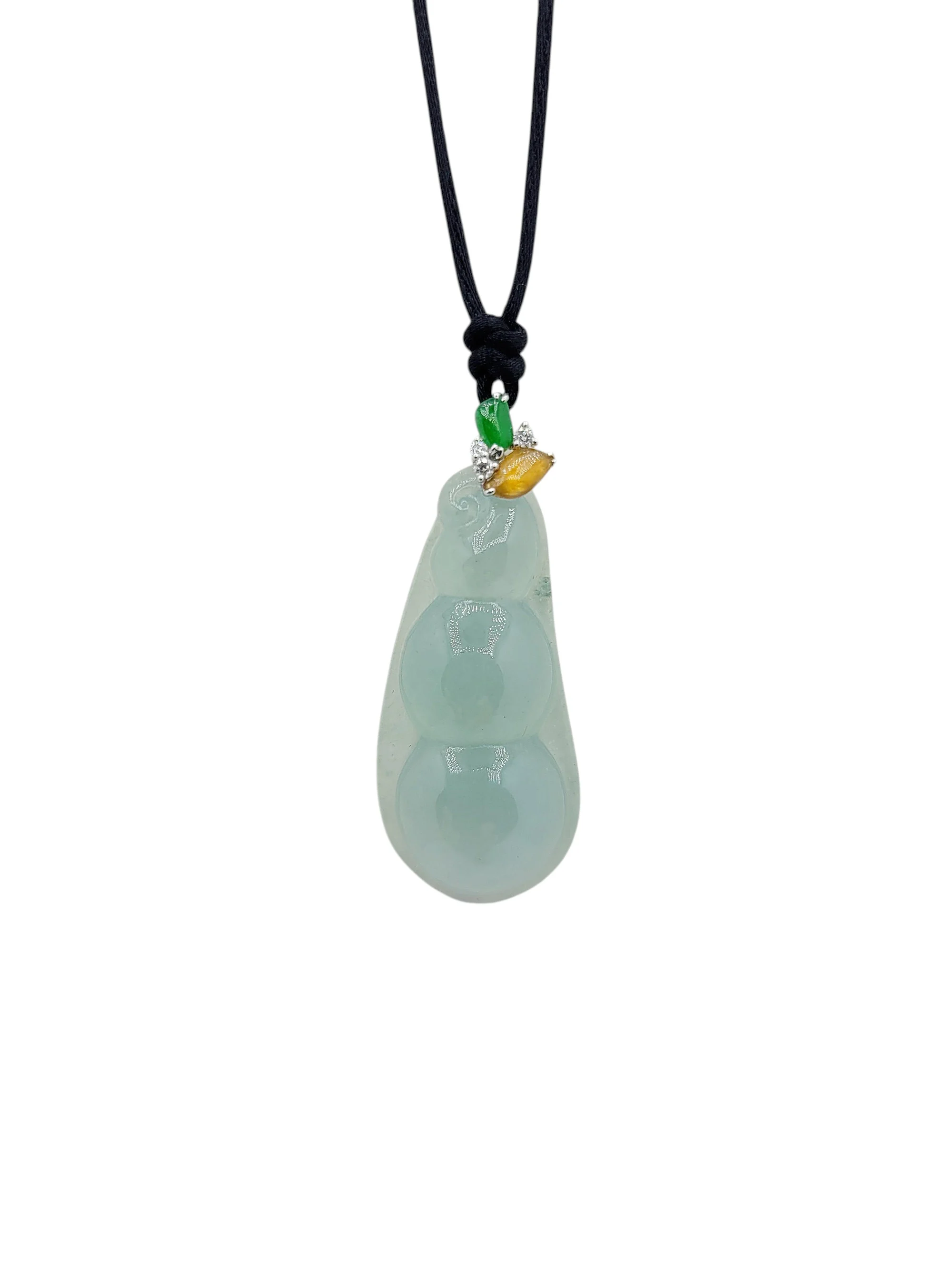 14K white Gold Pale Green Jadeite Jade Rich Beans Pendant