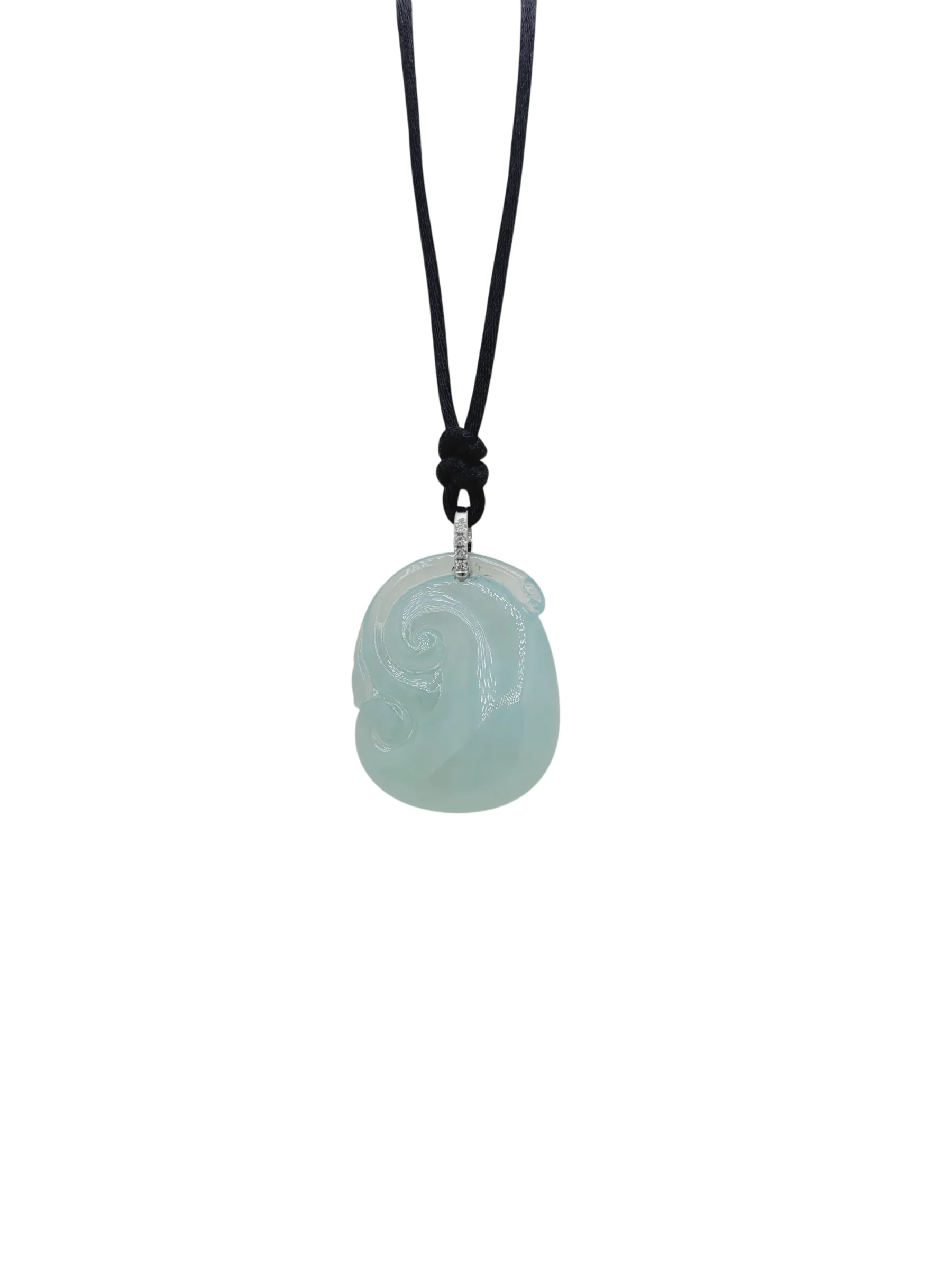 18K White Gold Icy Green Jadeite Jade Ruyi Pendant with Natural Diamond