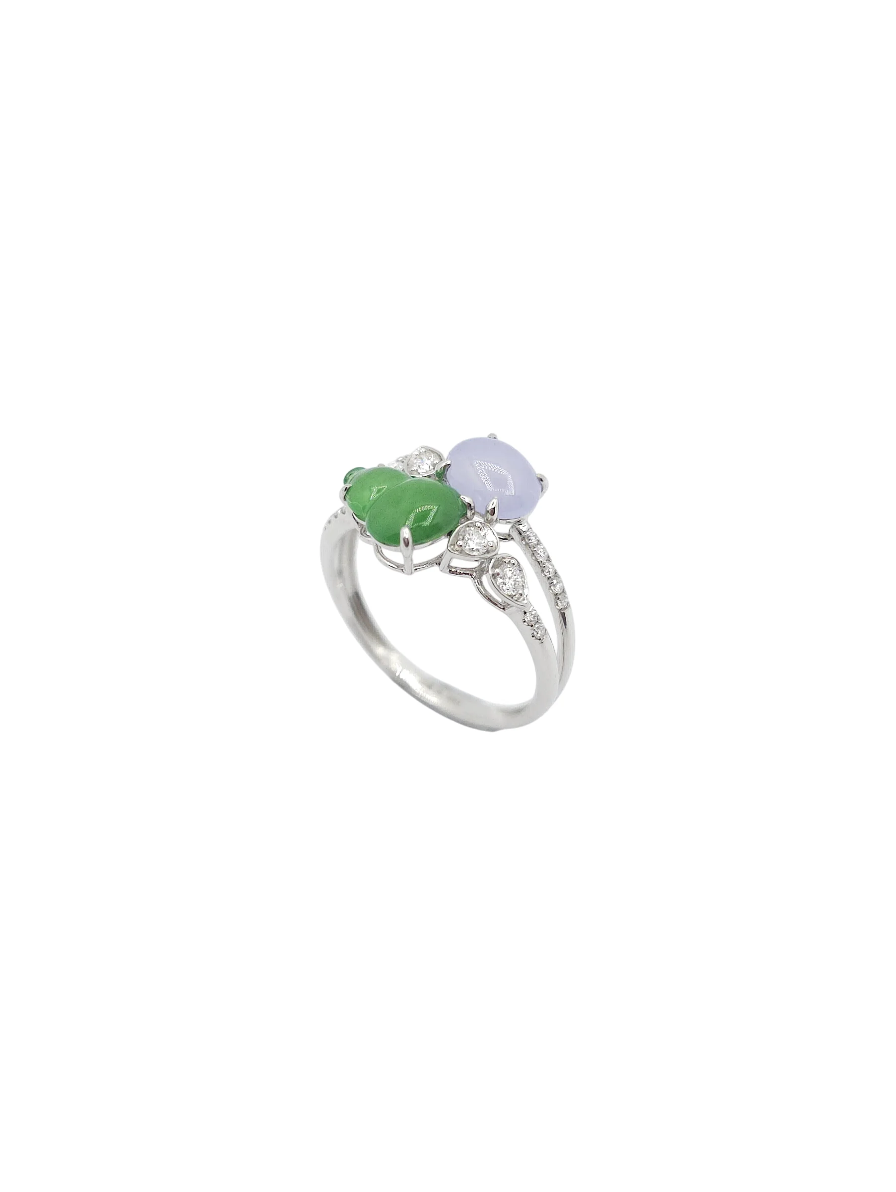 18K White Gold Medium Green and Light Purple Jadeite Jade Fancy Ring with Natural Diamonds