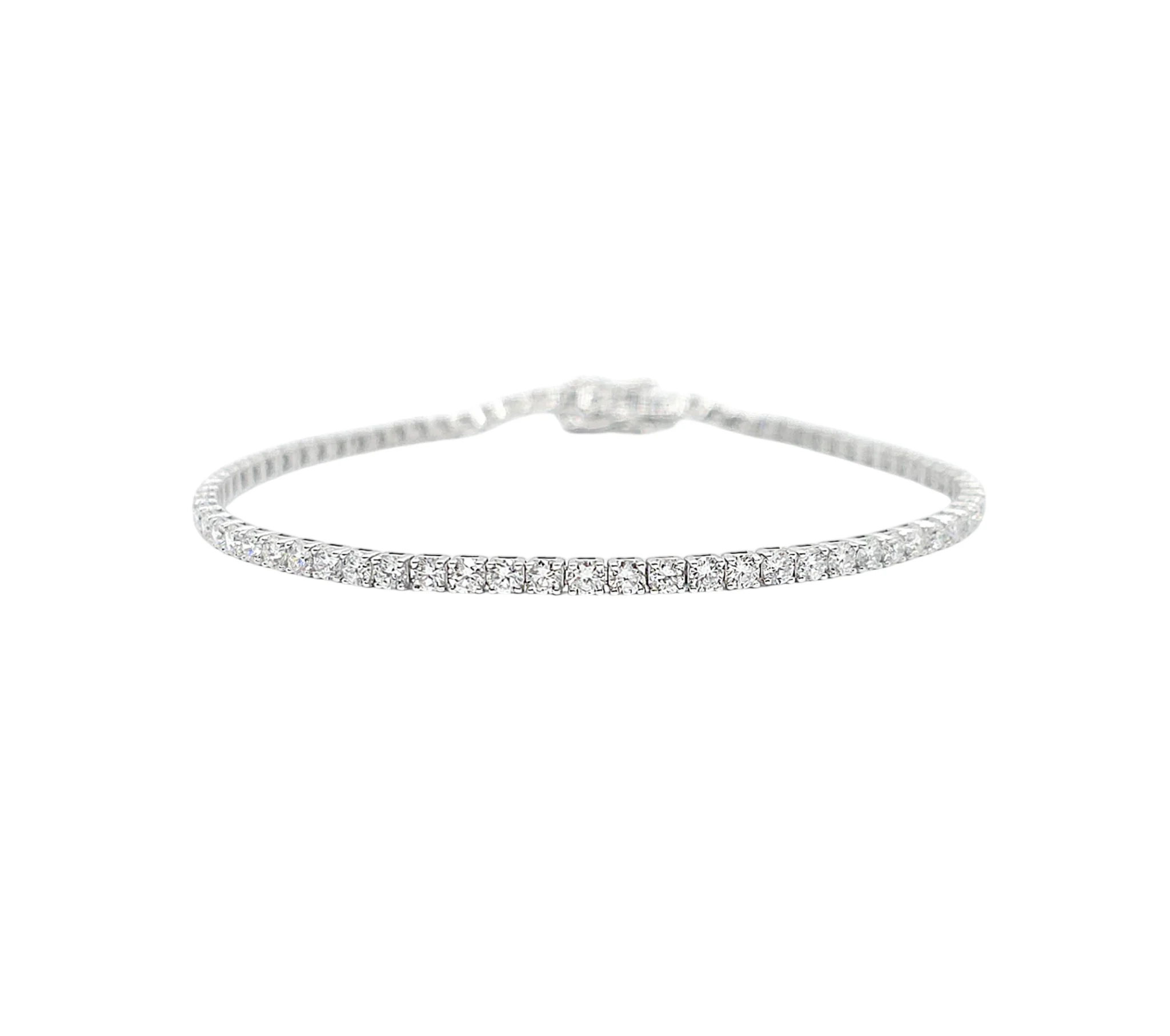 14K White Gold Round Brilliant Cut Lab Grown Diamond Tennis Bracelet (3.04ctw-4pt each)