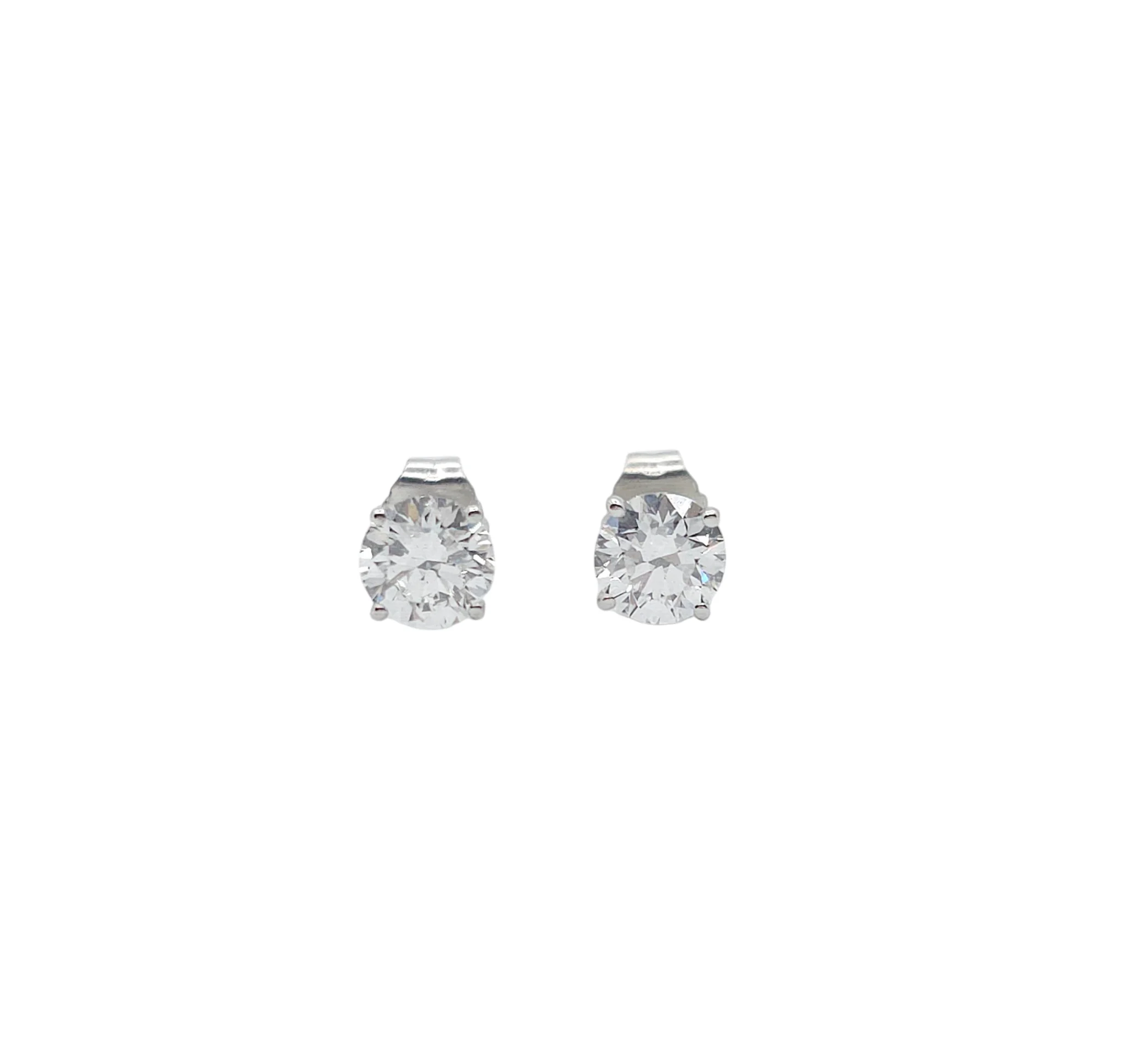 14K White Gold Round Cut Lab Grown Diamond Stud Earrings (1.00ctw)