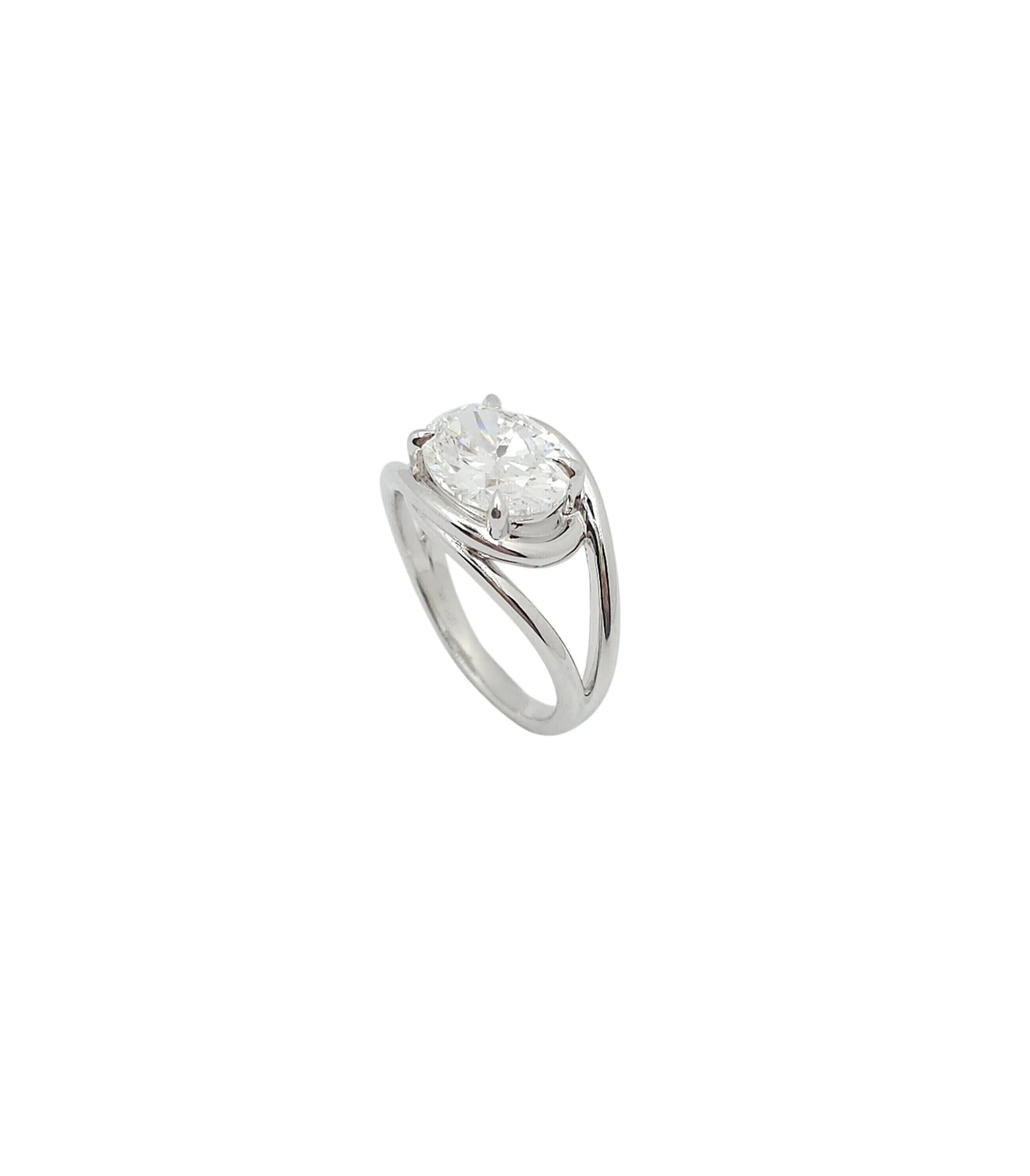14K White Gold Oval Cut Lab Grown Diamond Ring
